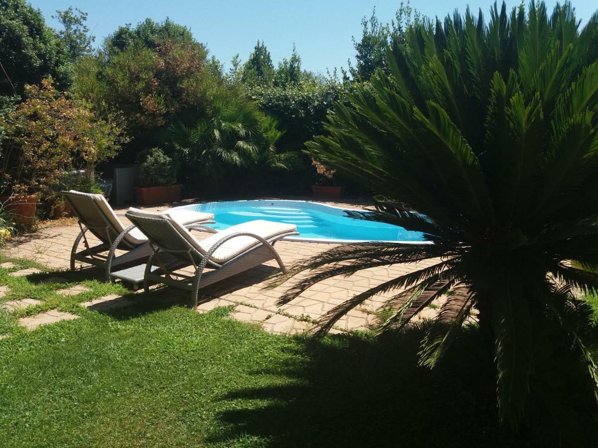 L'Affittacamere Nel Parco "Appia Antica" - Piscina A Uso Ospiti Rome Exterior photo